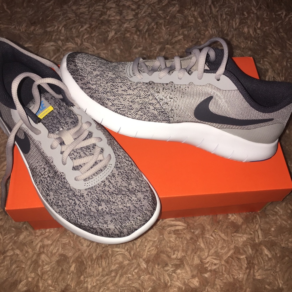 New in Box Nike flex contact Size 7